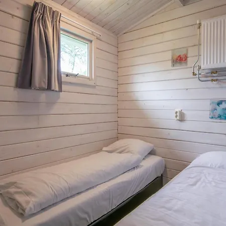 Cosy, Wooden, Comfortable In A Car-free Zone * Arcen